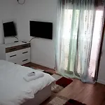 Melek Luxury Unit 16 *